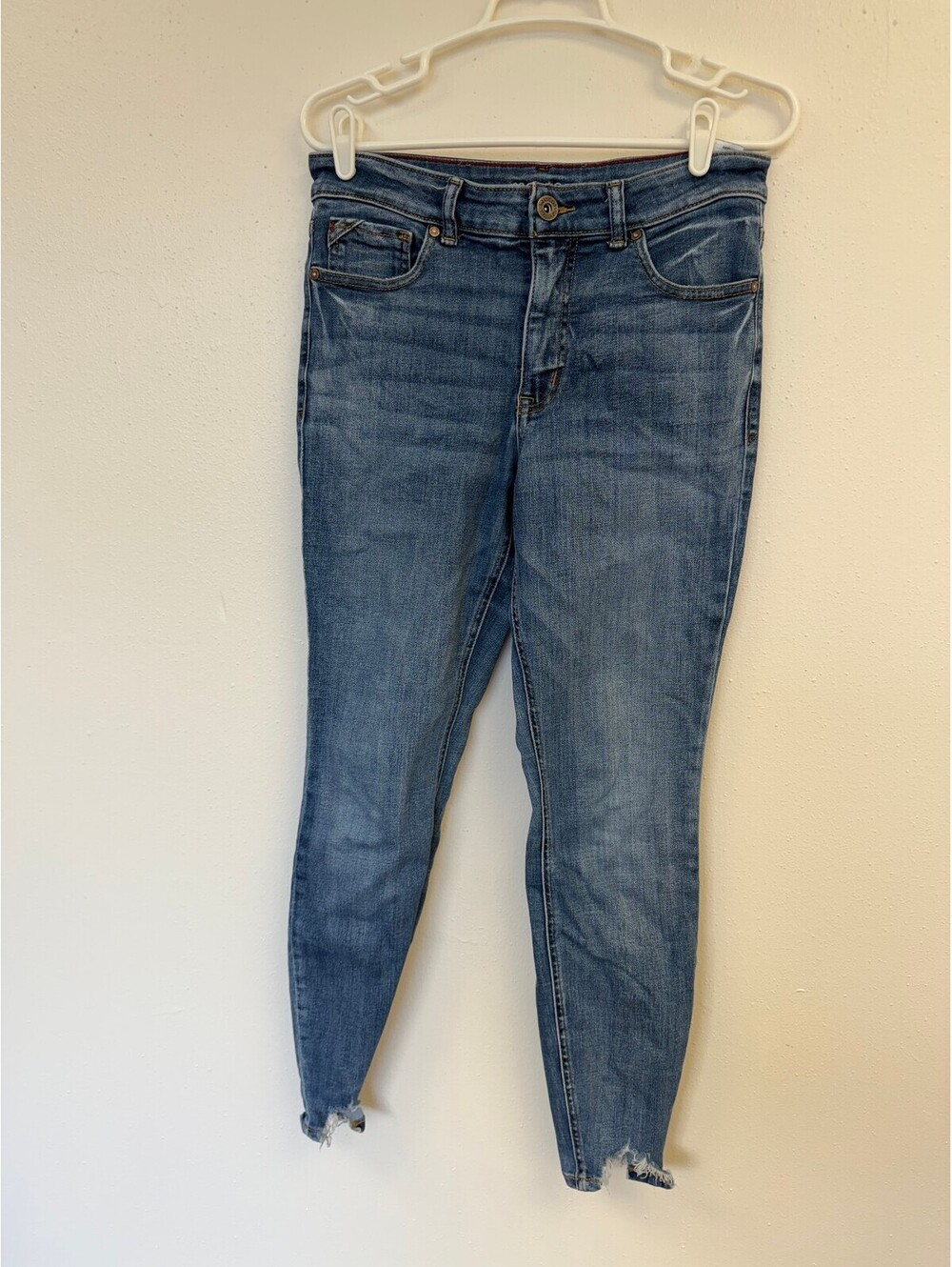 Maurices Women's Skinny Jeans with Raw Hem - Size Regular 6